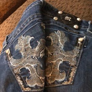 Miss Me Embroidered Pocket Skinny Jeans
